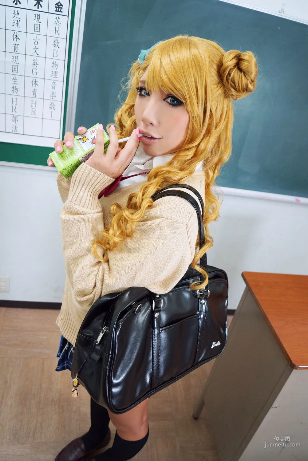 Non (Non SummerJack) 《Oshiete! Galko-chan》Galko 寫真集 34