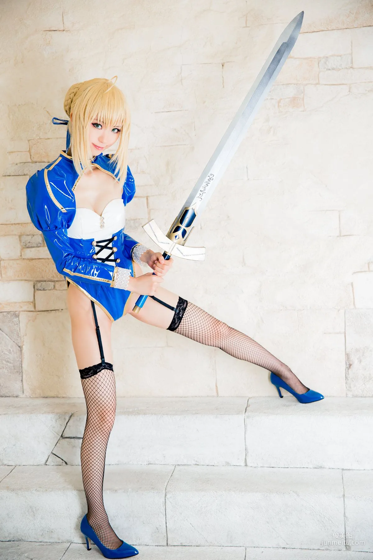 Mike(ミケ) 《Fate stay night》Saber [Mikehouse] 寫真集 35