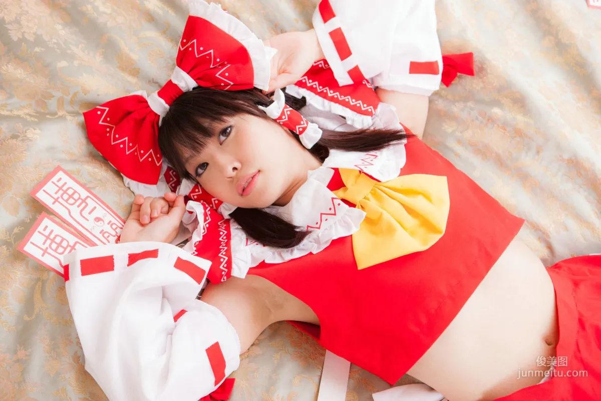 南雲つばさ 《Touhou Project》Hakurei Reimu [@factory] 寫真集 8