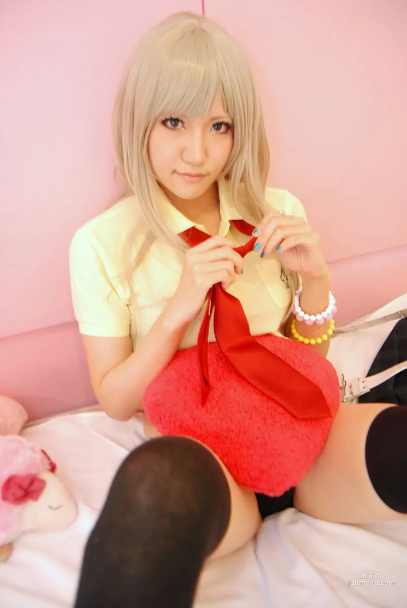 太宰ガロ 《Macros》Sheryl Nome [From a rose.] 写真集72