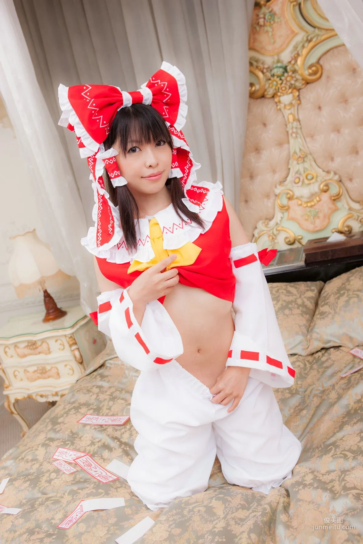 南雲つばさ 《Touhou Project》Hakurei Reimu [@factory] 寫真集 26