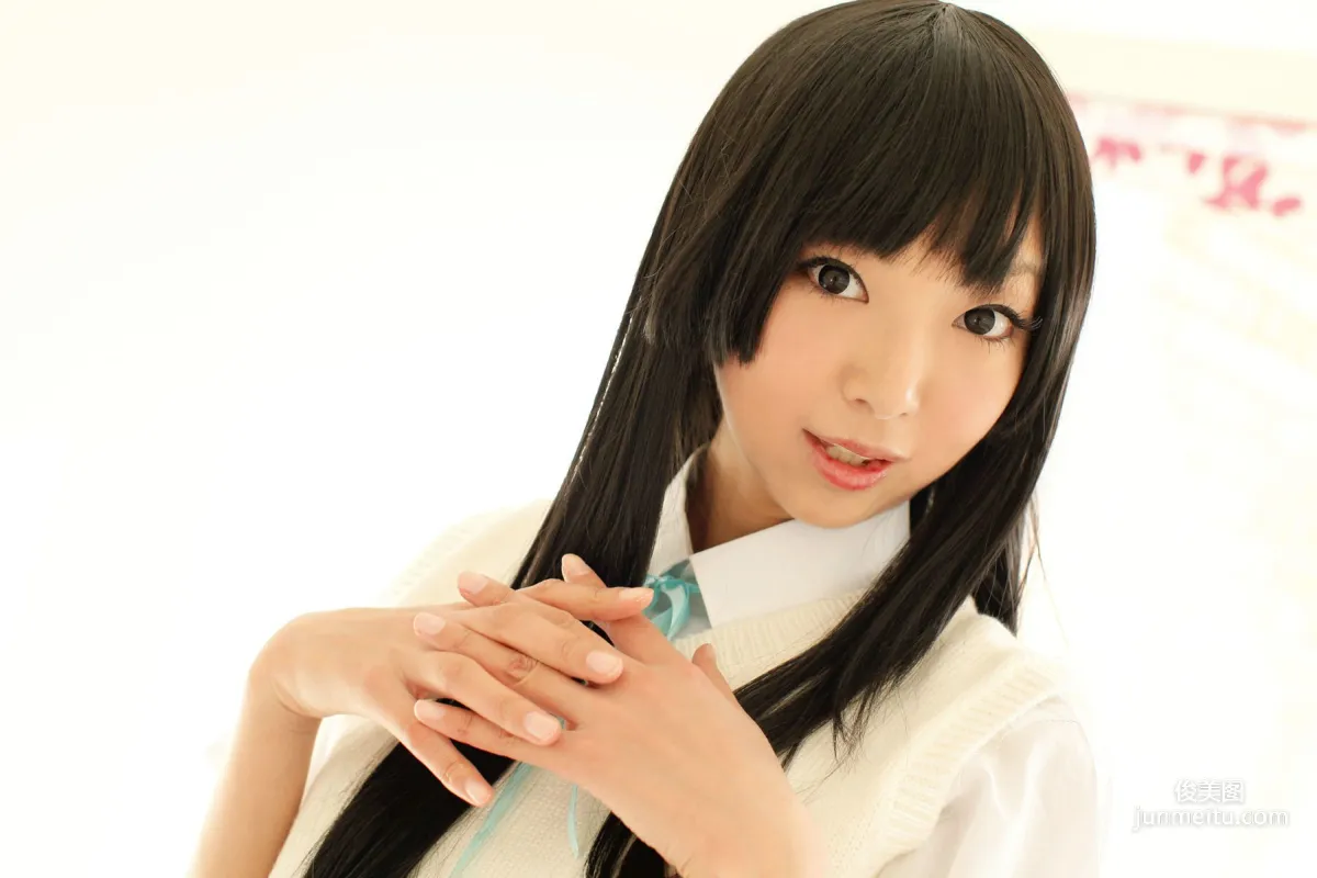 Necoco(貓子) 《K-On!》Akiyama Mio 寫真集 38