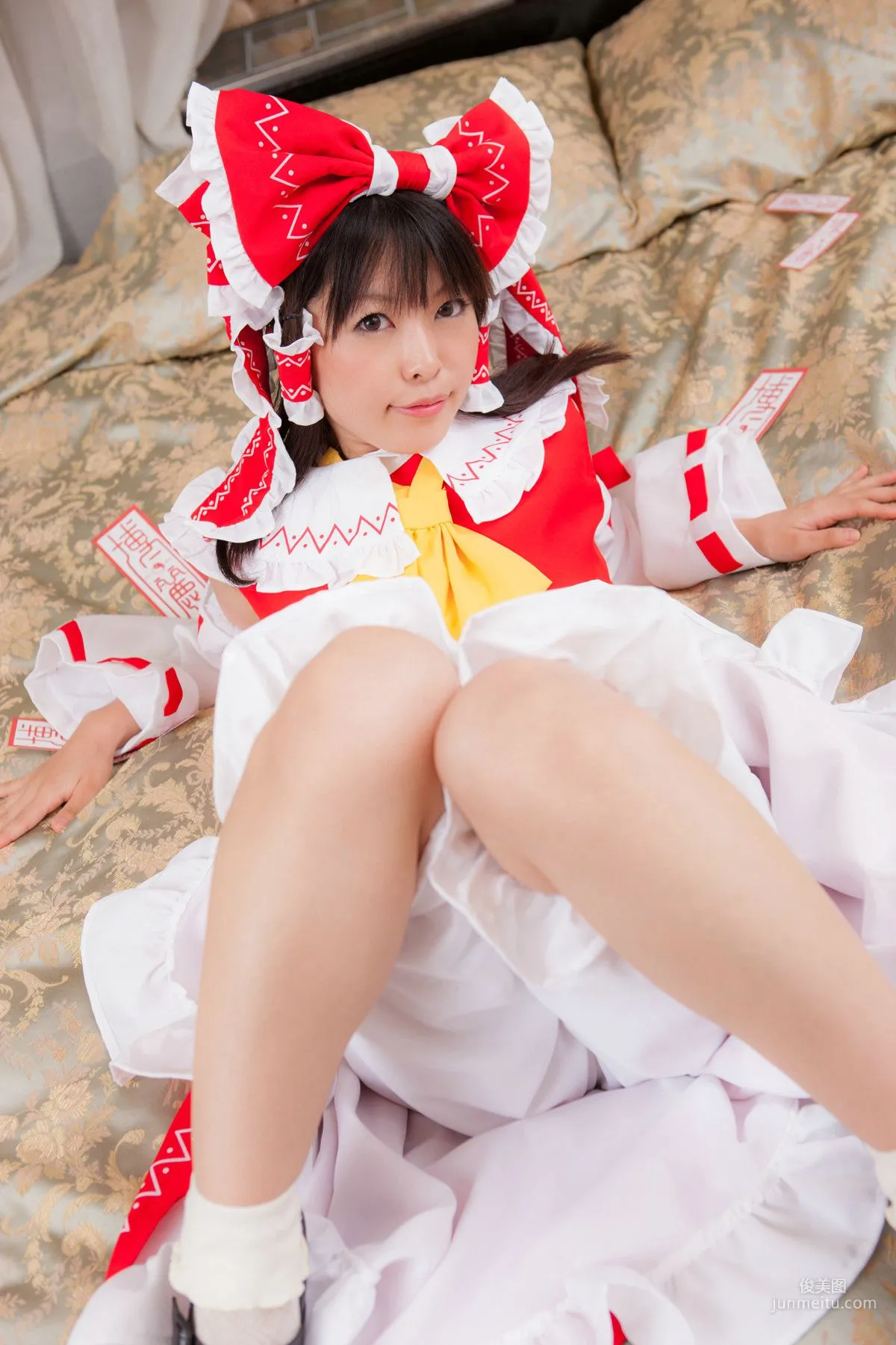南雲つばさ 《Touhou Project》Hakurei Reimu [@factory] 写真集3
