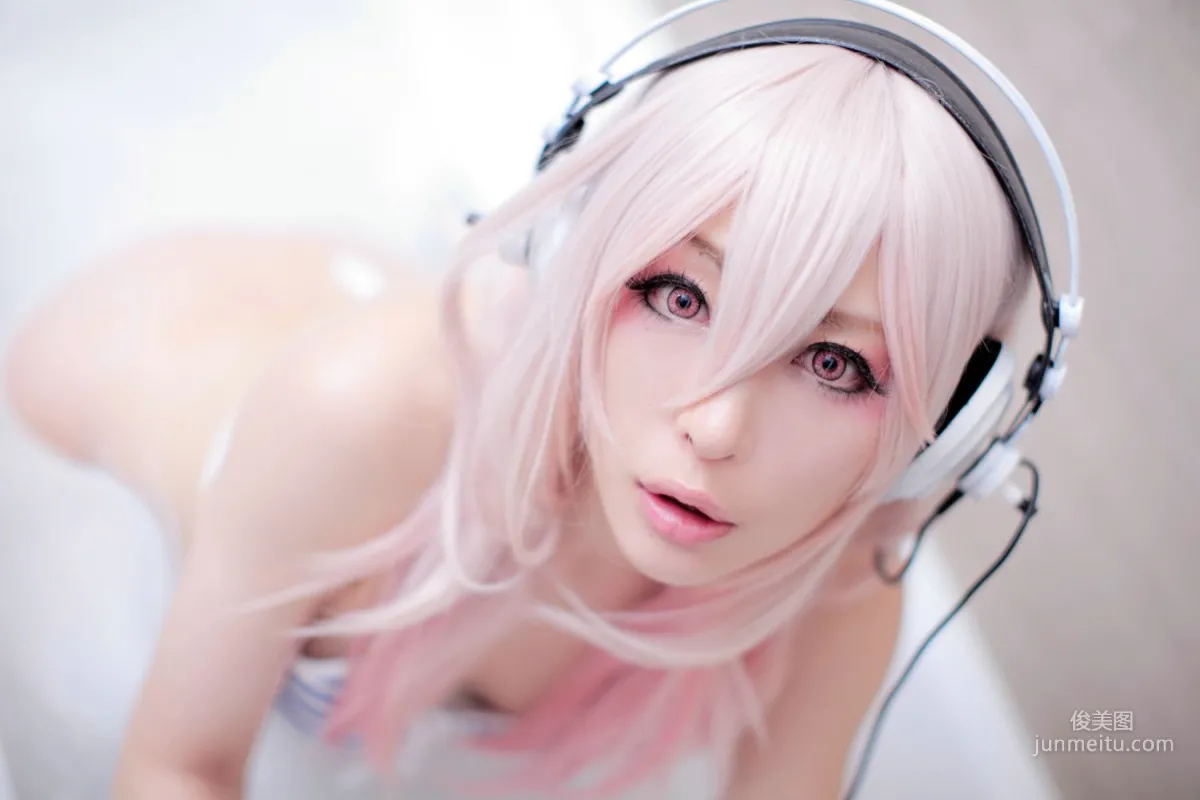 Usagi 《Sonicomi 》Super Sonico [Rabbit hutch] 寫真集 29