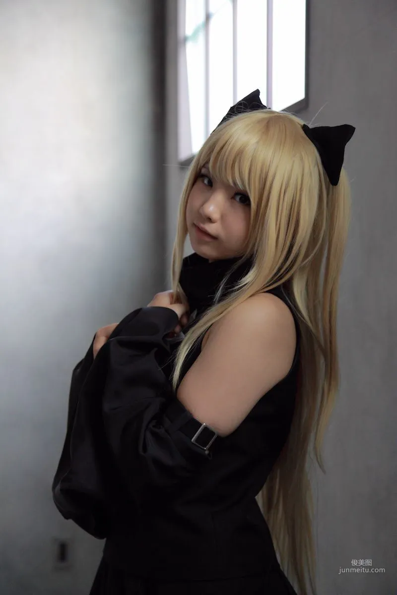 Enako(えなこ) 《To Love-Ru》Konjiki no Yami(金色の闇) 寫真集 85