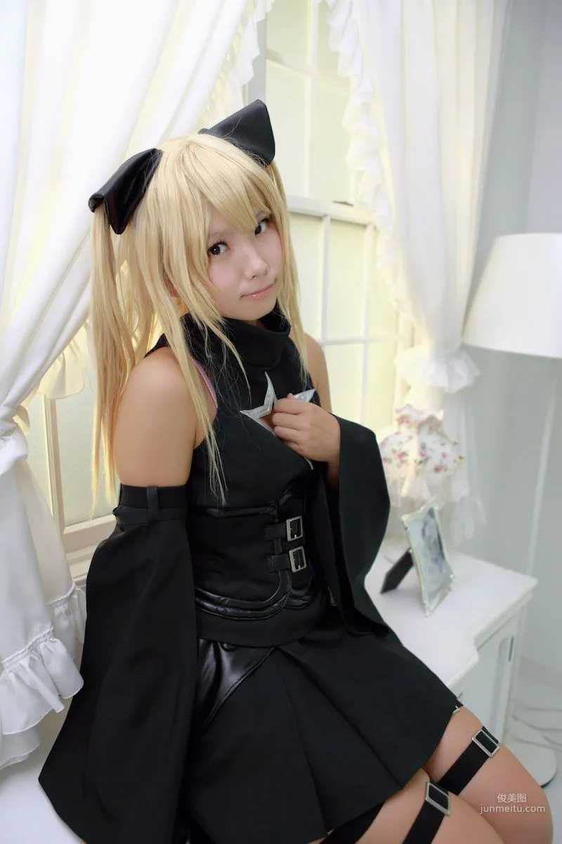 Enako(えなこ) 《To Love-Ru》Konjiki no Yami(金色の闇) 寫真集 10