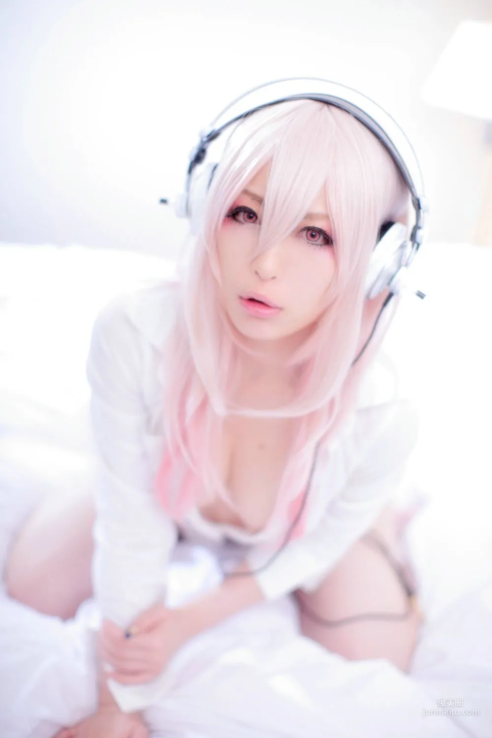 Usagi 《Sonicomi 》Super Sonico [Rabbit hutch] 寫真集 58