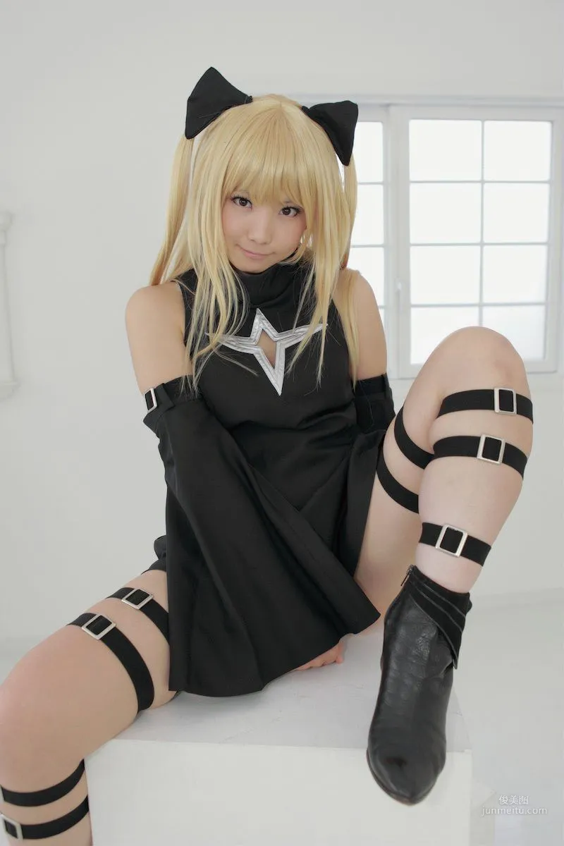Enako(えなこ) 《To Love-Ru》Konjiki no Yami(金色の闇) 寫真集 39