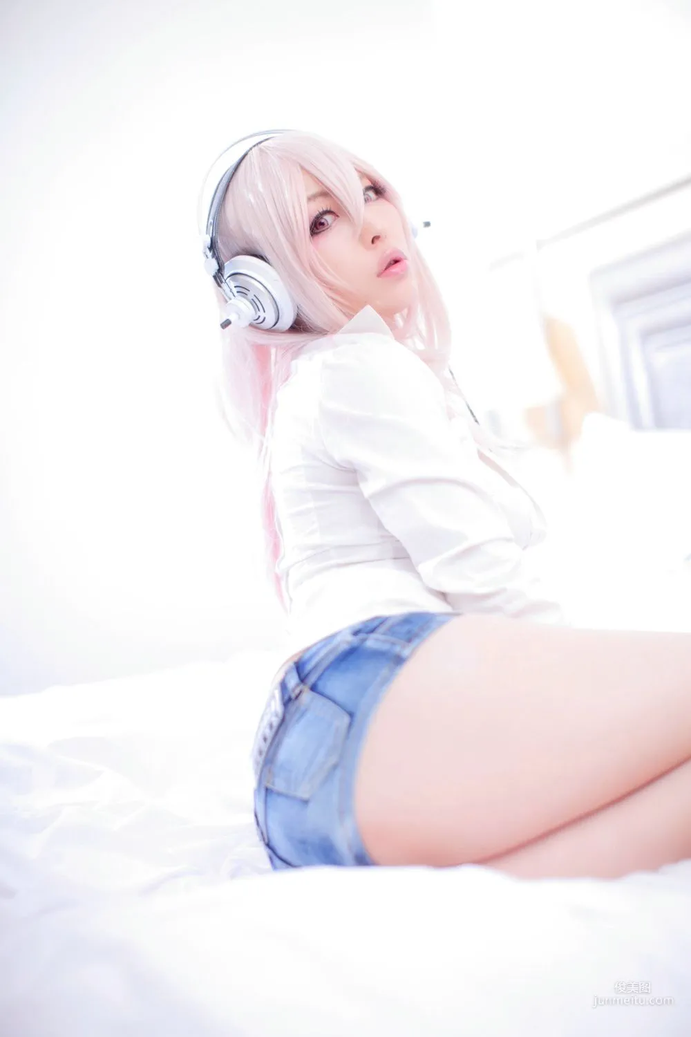 Usagi 《Sonicomi 》Super Sonico [Rabbit hutch] 寫真集 68