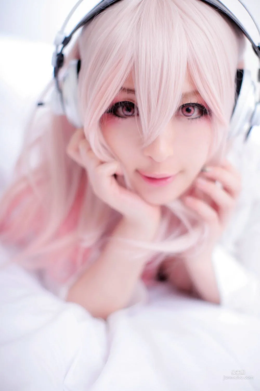 Usagi 《Sonicomi 》Super Sonico [Rabbit hutch] 寫真集 74