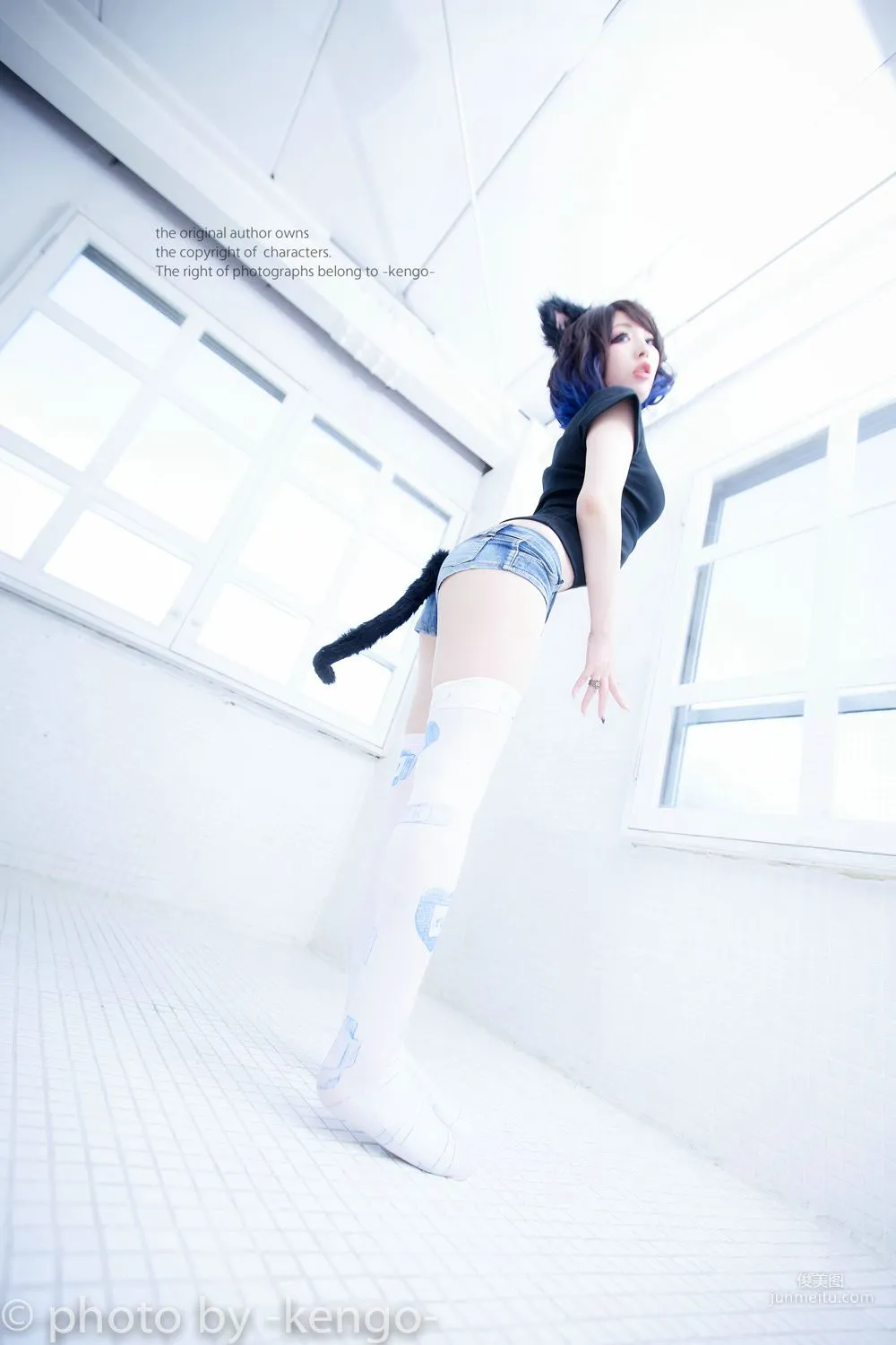 Usagi Necomimi [猫ソロ] [Rabbit hutch] 写真集36