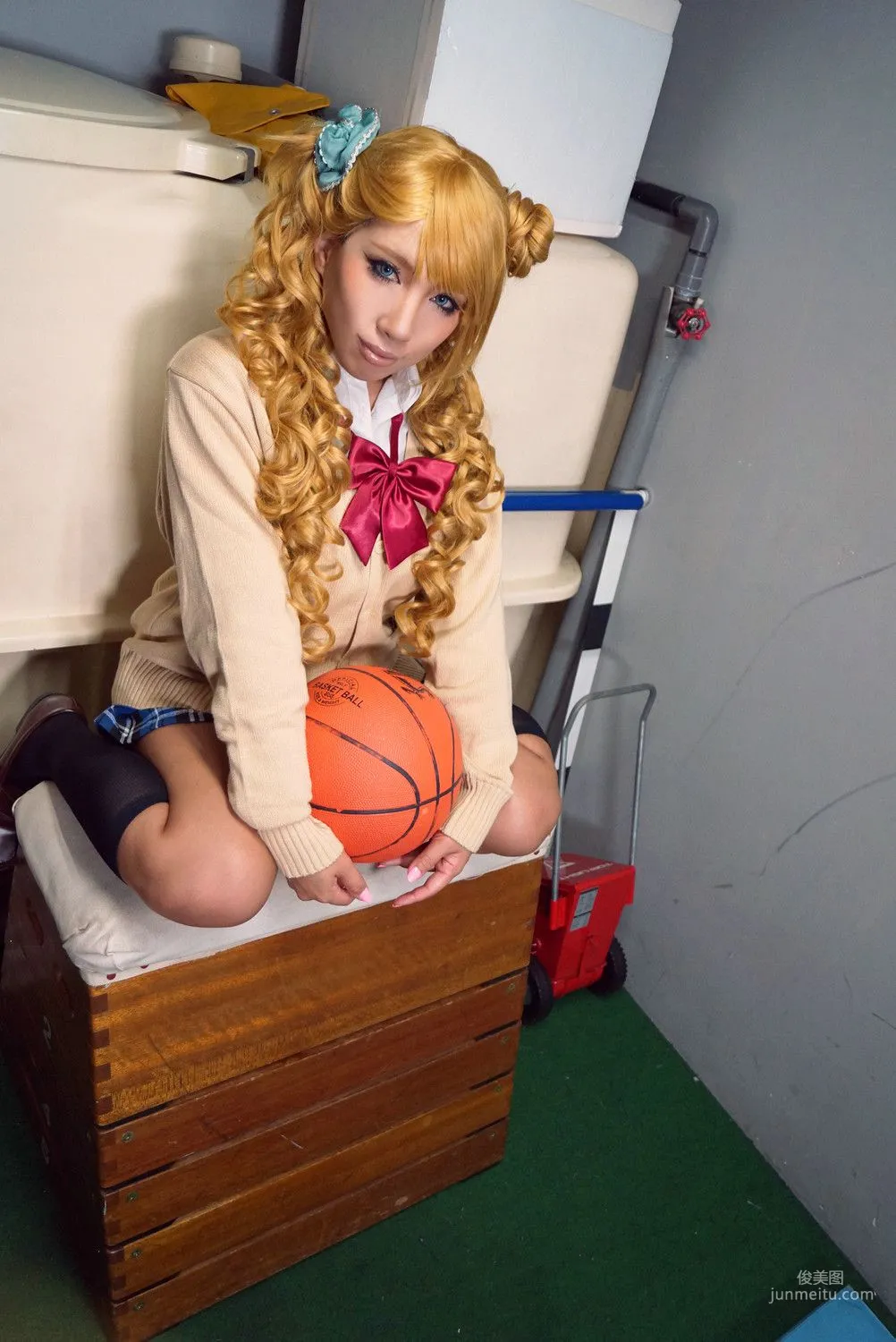 Non (Non SummerJack) 《Oshiete! Galko-chan》Galko 寫真集 53