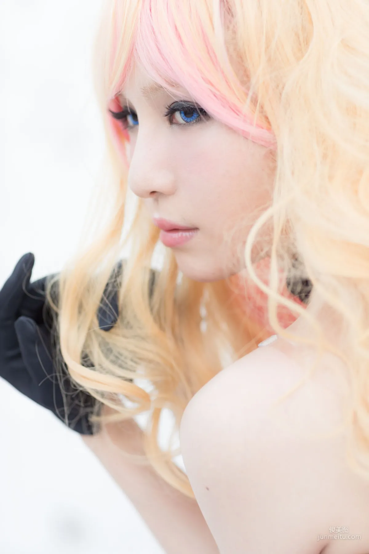 Aoi(葵) 《Macros(マクロス)》Sheryl Nome(シェリル·ノーム) [bit] 写真集63