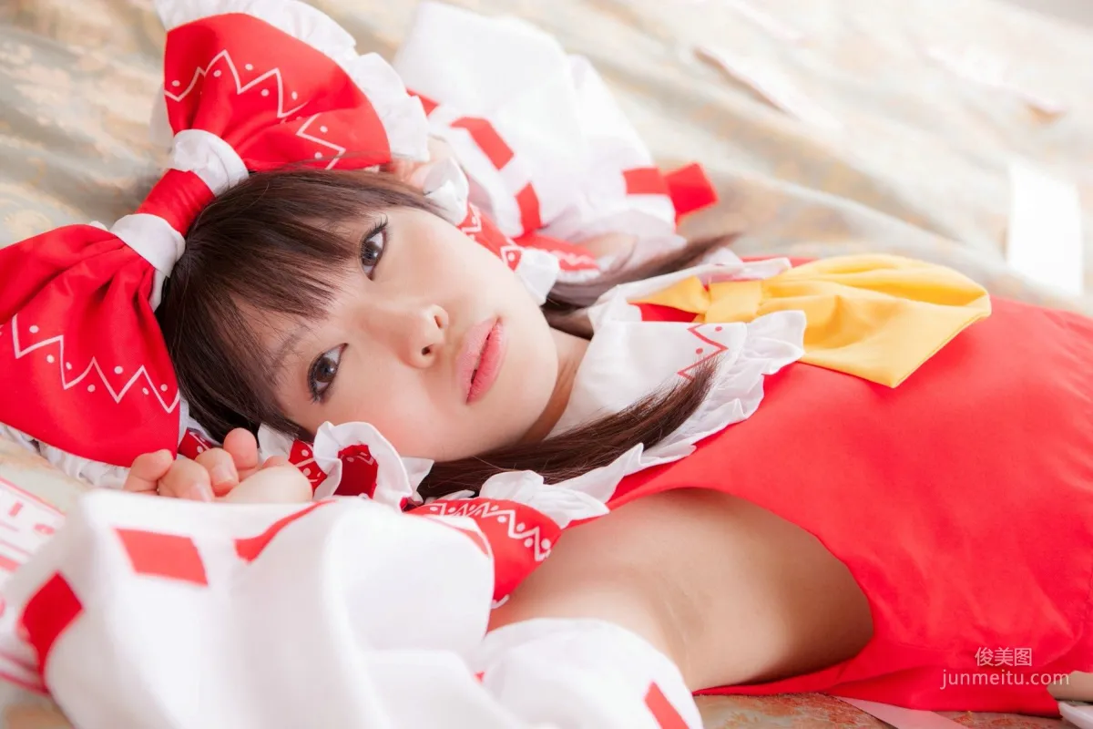 南雲つばさ 《Touhou Project》Hakurei Reimu [@factory] 寫真集 6