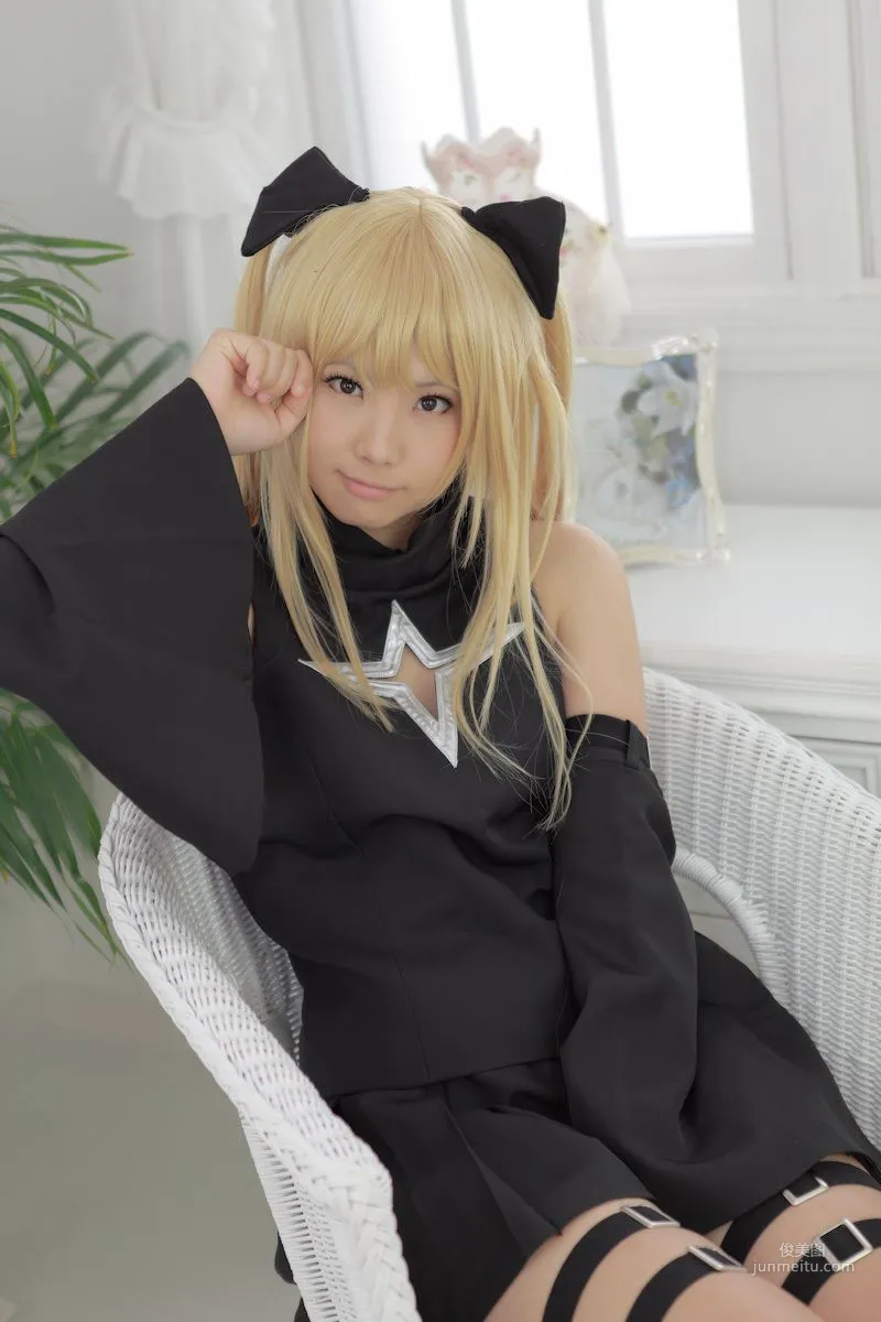 Enako(えなこ) 《To Love-Ru》Konjiki no Yami(金色の闇) 寫真集 49