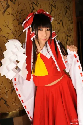 丹雫ひよ《東方Project》Hakurei Reimu  [HiyoHiyo Club] 寫真集