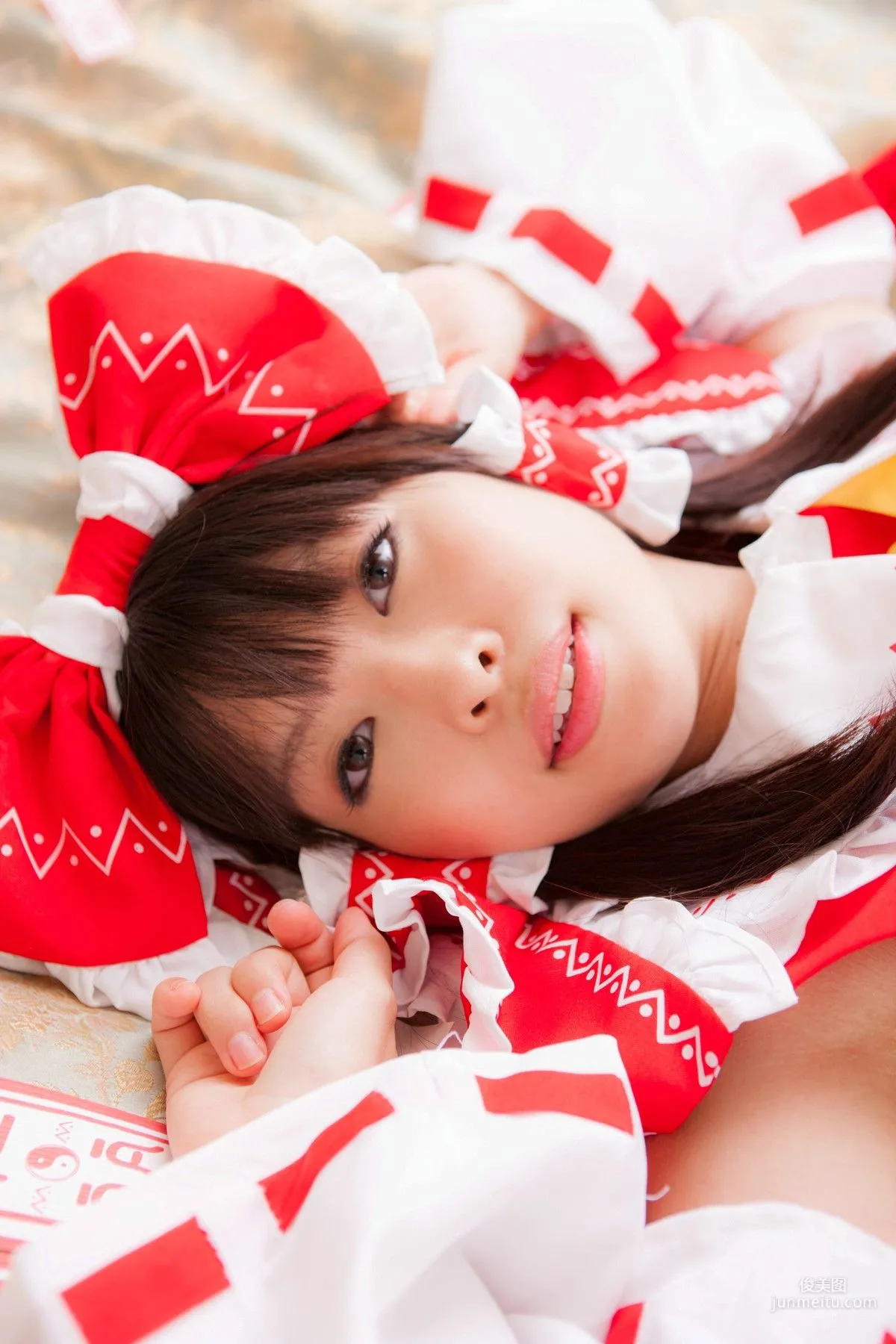 南雲つばさ 《Touhou Project》Hakurei Reimu [@factory] 写真集5