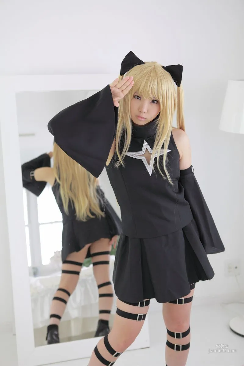 Enako(えなこ) 《To Love-Ru》Konjiki no Yami(金色の闇) 寫真集 6