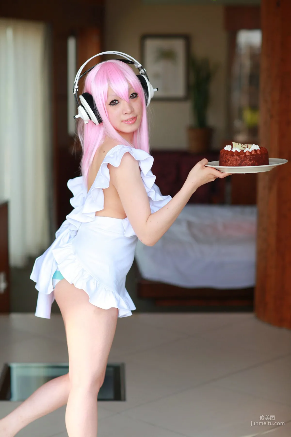 あらい夜魅(Arai Yami)《Sonicomi》Super Sonico 写真集2
