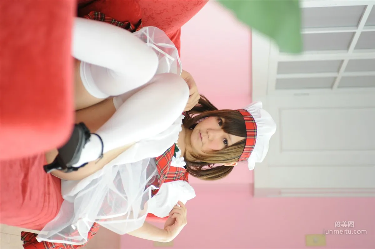 兎丘なこ 《ご奉仕玩具Maid(メイド)姉妹》 [Black★pumpkin] 寫真集 12