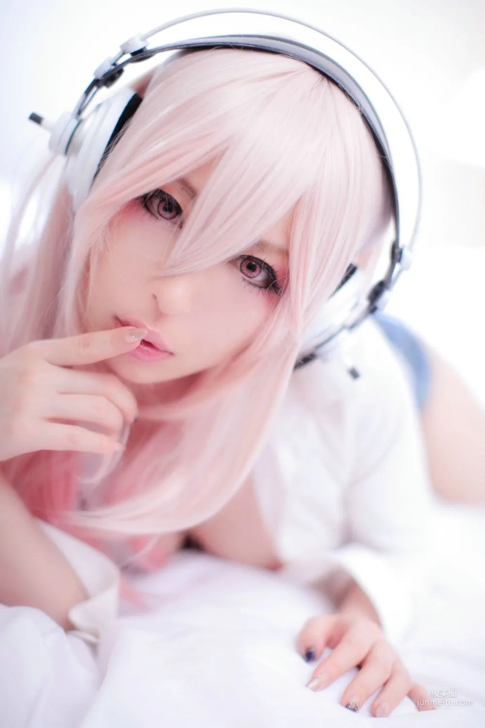 Usagi 《Sonicomi 》Super Sonico [Rabbit hutch] 寫真集 75