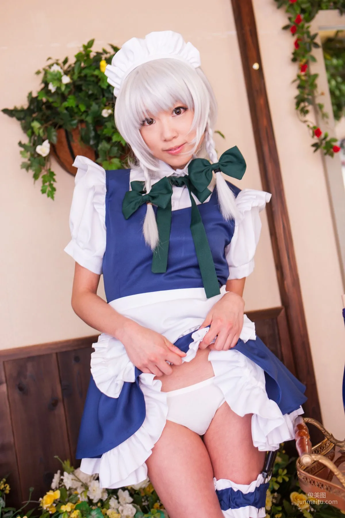 早乙女らぶ 《東方Project》Izayoi Sakuya 写真集12