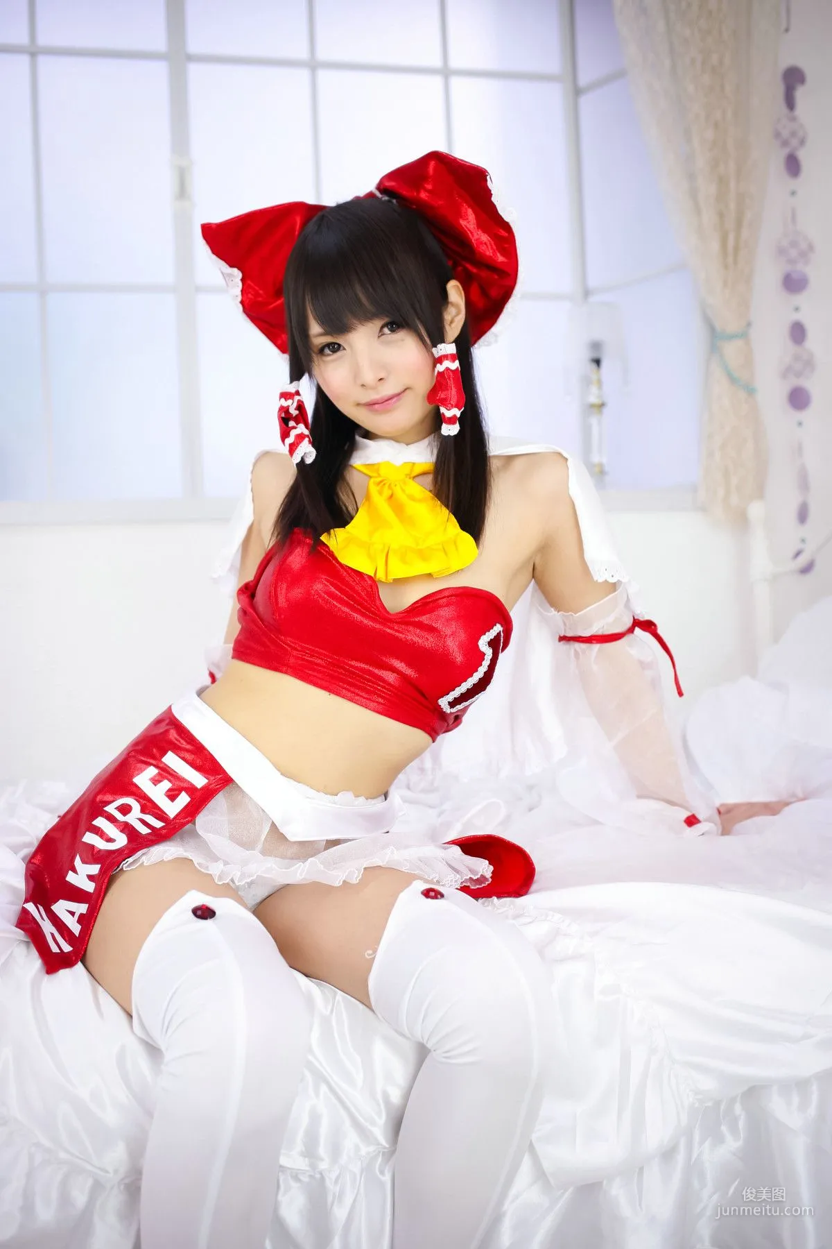 坂口みほの (桜めい) 《東方Project》博麗霊夢 [SEVEN DOLLS] 寫真集 7