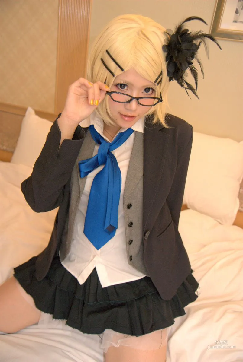 太宰ガロ 《VOCALOID》鏡音リン [From a rose.] 写真集4
