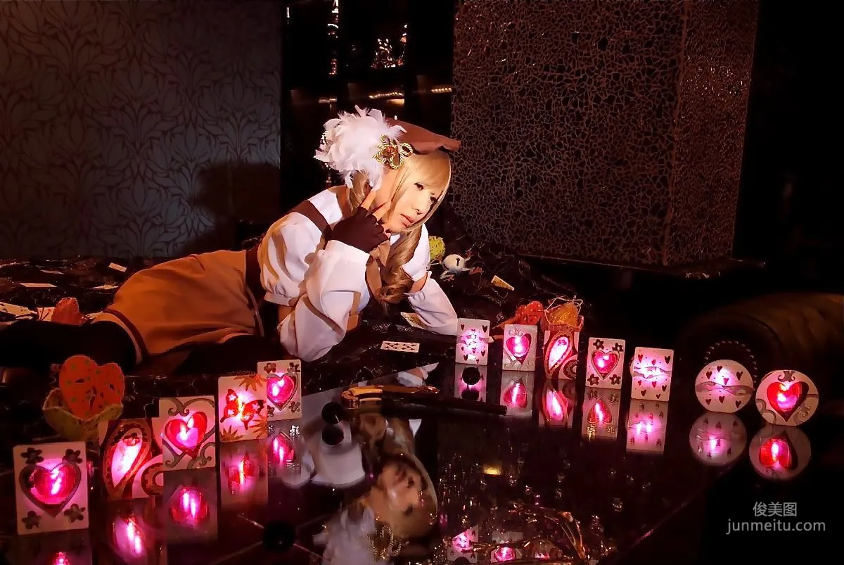 華群みさき《魔法少女まどか☆マギカ》Tomoe Mami(巴マミ) [HONEY BUNNY] 寫真集 50