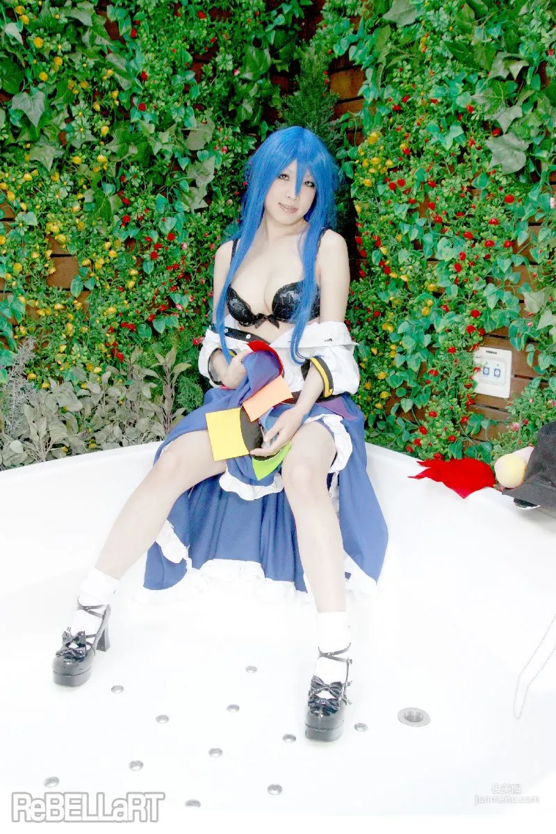 あらい夜魅 《東方Project》比那名居天子 Hinanawi Tenshi 寫真集 32