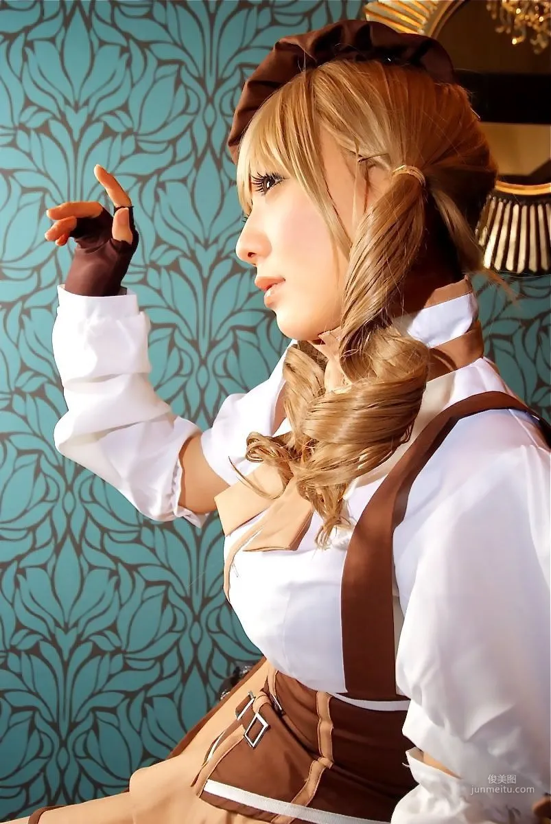 華群みさき《魔法少女まどか☆マギカ》Tomoe Mami(巴マミ) [HONEY BUNNY] 寫真集 14