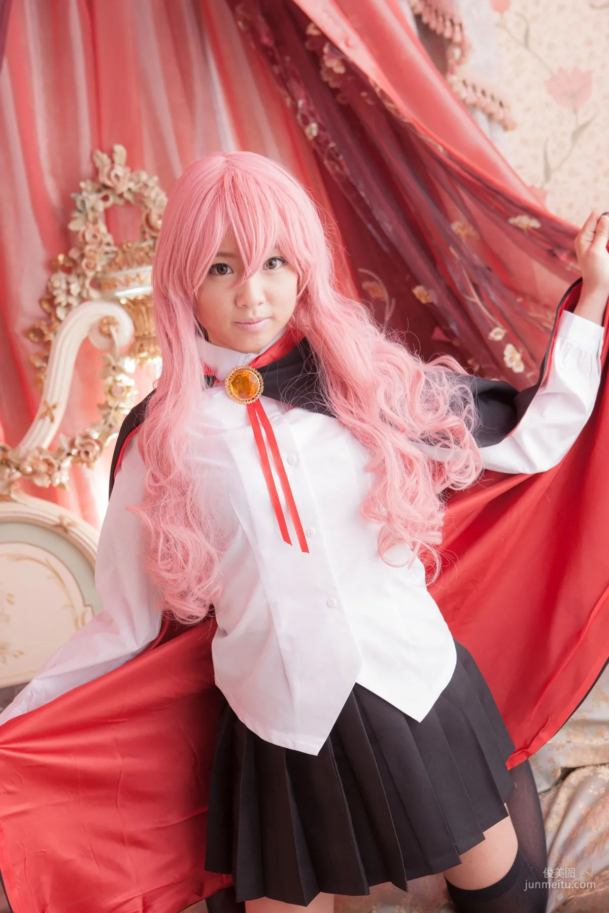 早乙女らぶ《ゼロの使い魔》Louise Francoise Le Blanc de La Valliere [@factory] 寫真集 6