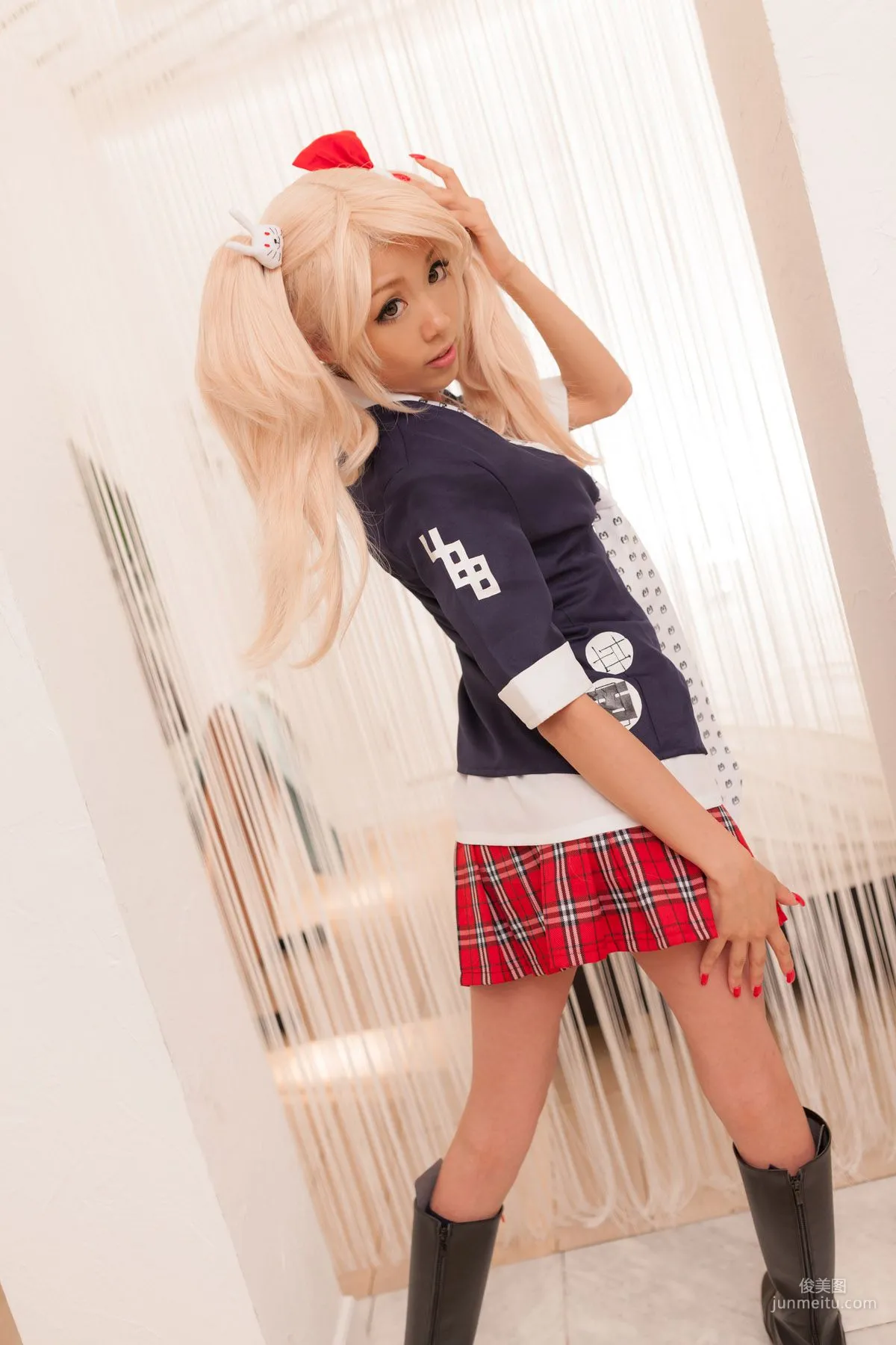 早乙女らぶ 《Danganronpa》江ノ島盾子 [@factory] 写真集9