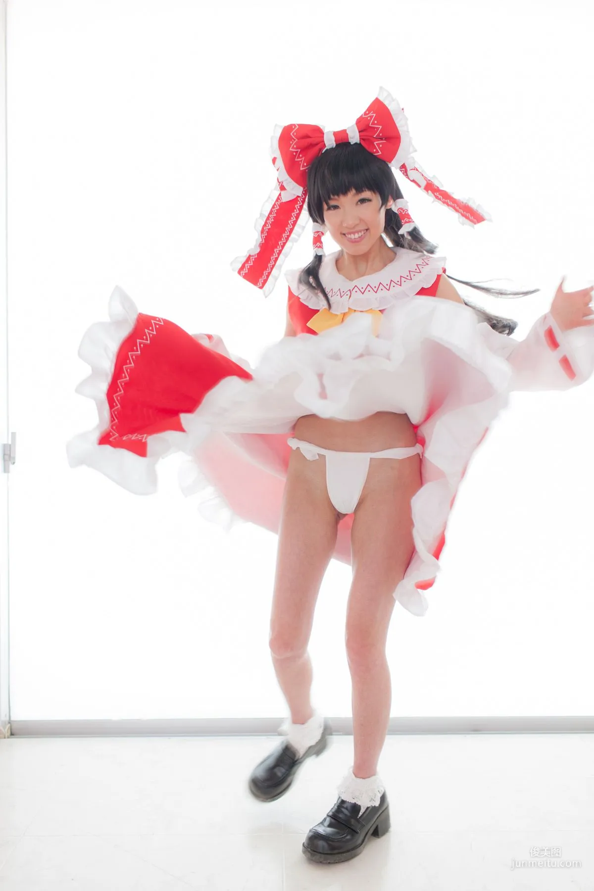 早乙女らぶ《東方Project》Hakurei Reimu(博麗霊夢) [@factory] 写真集35
