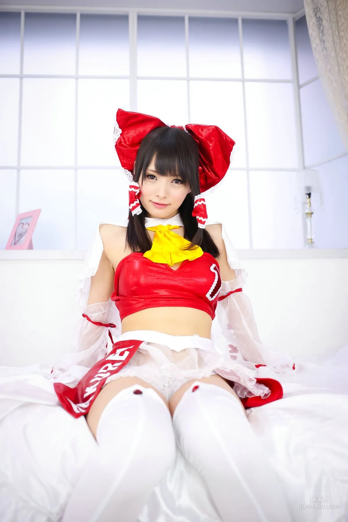 坂口みほの (桜めい) 《東方Project》博麗霊夢 [SEVEN DOLLS] 寫真集 4
