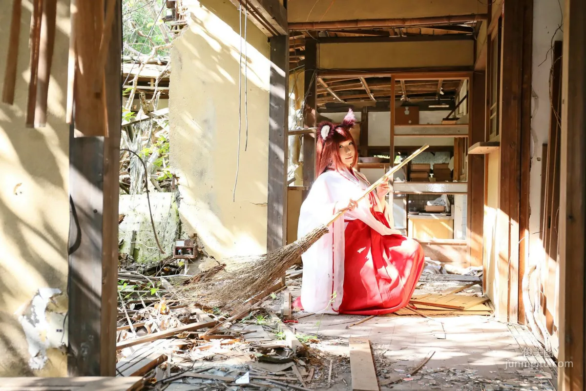 Higurashi Rin [Fox Club 2nd Generation Miko [Higurashi Kikaku] Photo Set photo 43