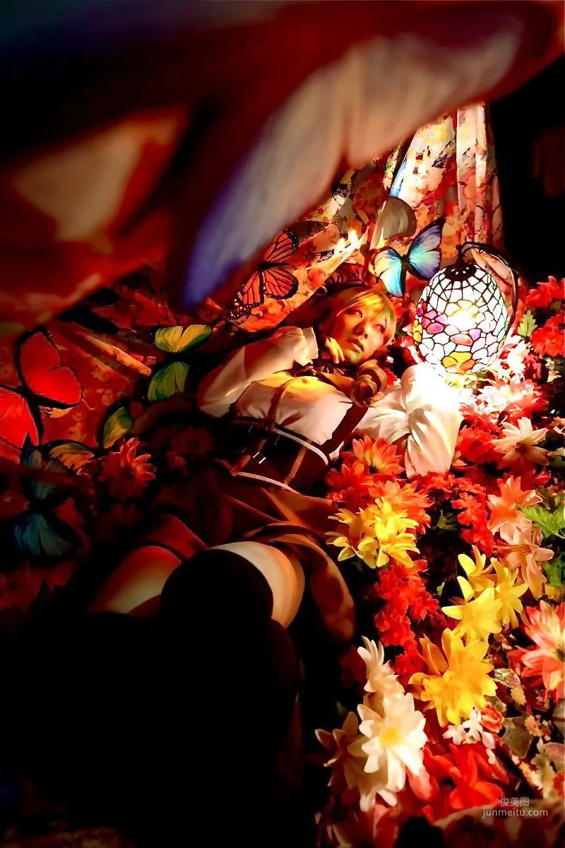 華群みさき《魔法少女まどか☆マギカ》Tomoe Mami(巴マミ) [HONEY BUNNY] 寫真集 98