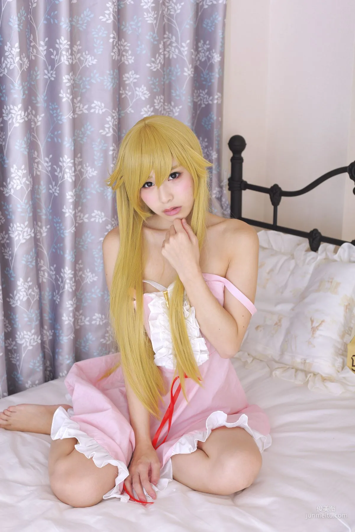Megumi Aisaka, Bakemonogatari Shinobu Oshino & Attack on Titan Mikasa Ackerman [Fiction of D] Photo Set photo 46