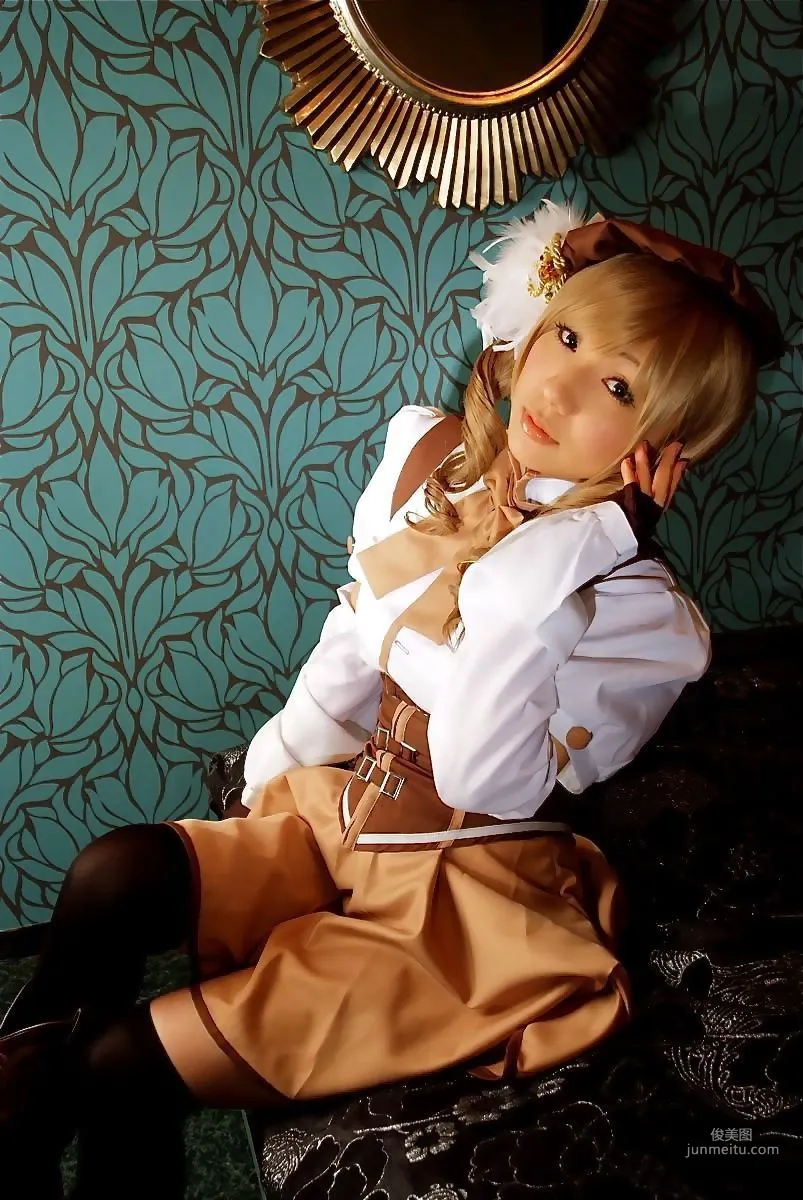 華群みさき《魔法少女まどか☆マギカ》Tomoe Mami(巴マミ) [HONEY BUNNY] 寫真集 7