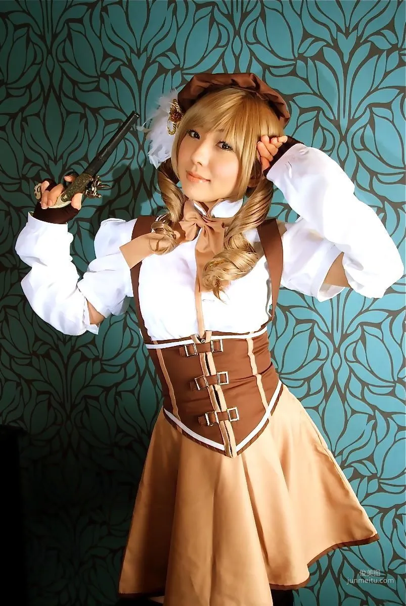 華群みさき《魔法少女まどか☆マギカ》Tomoe Mami(巴マミ) [HONEY BUNNY] 寫真集 4