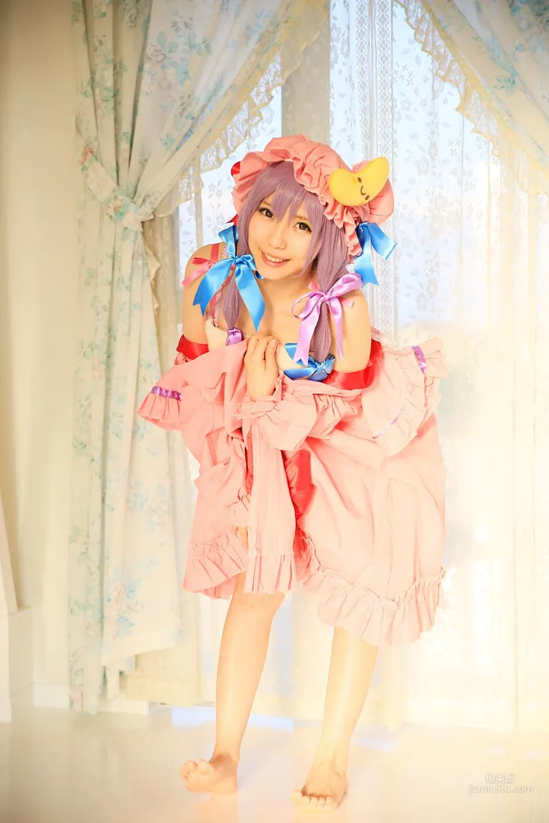 早乙女らぶ (目々泽めぐ) 《東方Project》パチュリー·ノーレッジ  写真集96