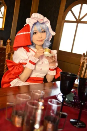 Shizuku(しずく) 《東方Project》Remilia Scarlet [from a rose] 寫真集