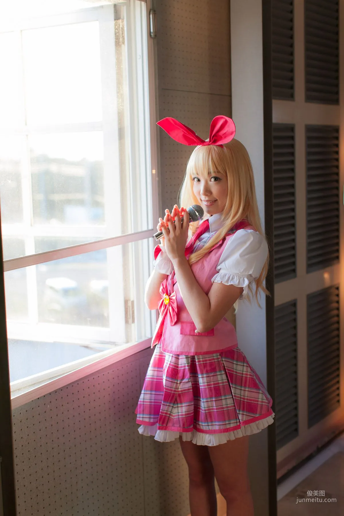 早乙女らぶ《Aikatsu!》星宮いちご [@factory] 写真集10