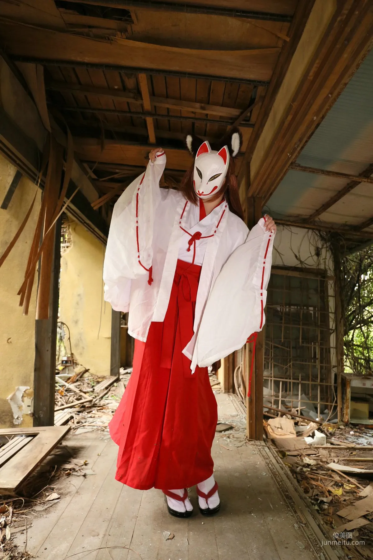 Higurashi Rin [Fox Club 2nd Generation Miko [Higurashi Kikaku] Photo Set photo 11