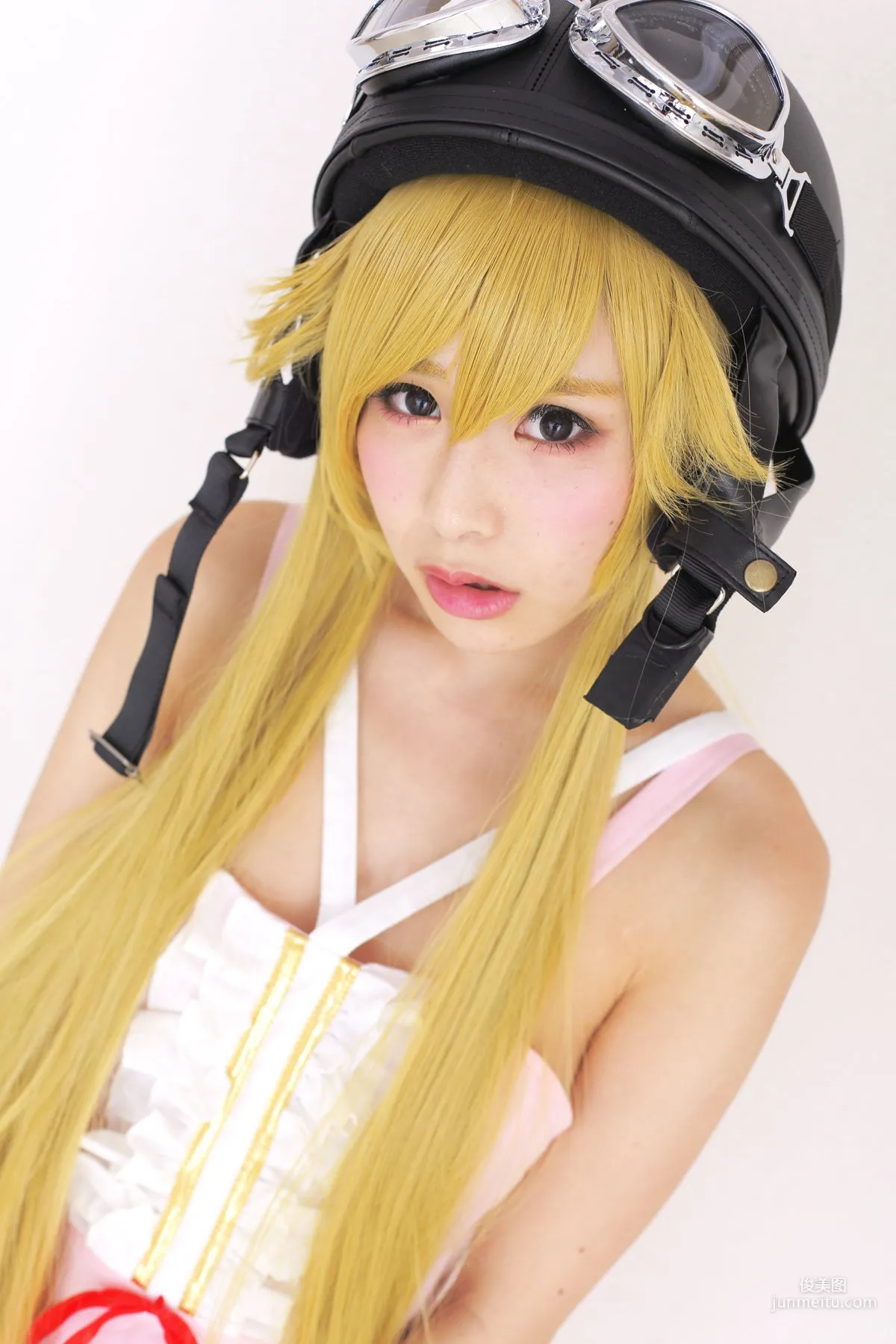 Megumi Aisaka, Bakemonogatari Shinobu Oshino & Attack on Titan Mikasa Ackerman [Fiction of D] Photo Set photo 4
