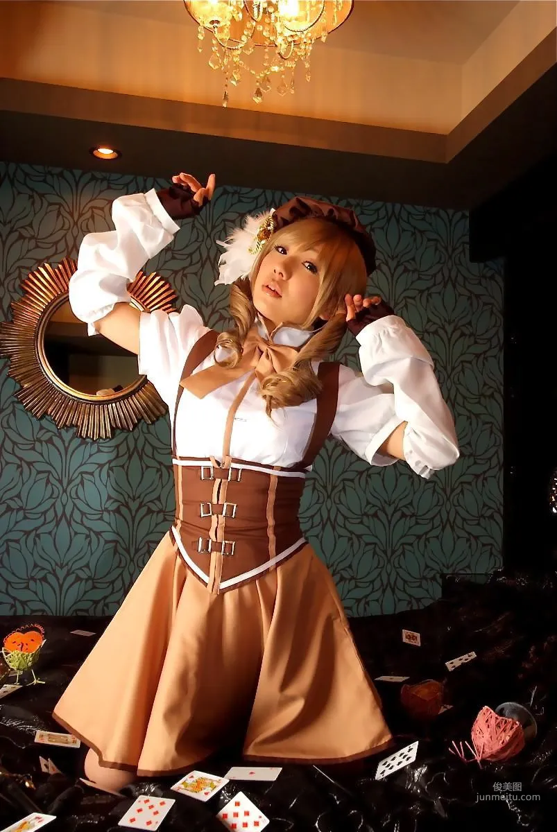 華群みさき《魔法少女まどか☆マギカ》Tomoe Mami(巴マミ) [HONEY BUNNY] 寫真集 30