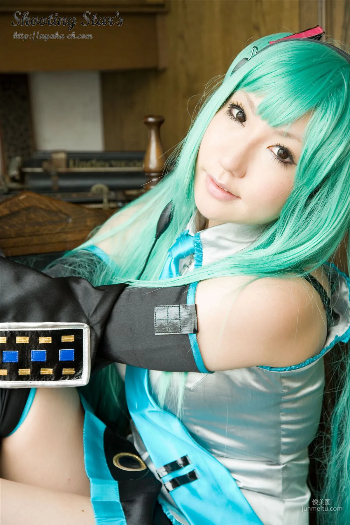 サク (绫香 Saku Ayaka) 《VOCALOID》Hatsune Miku [Shooting Star's] 寫真集 42