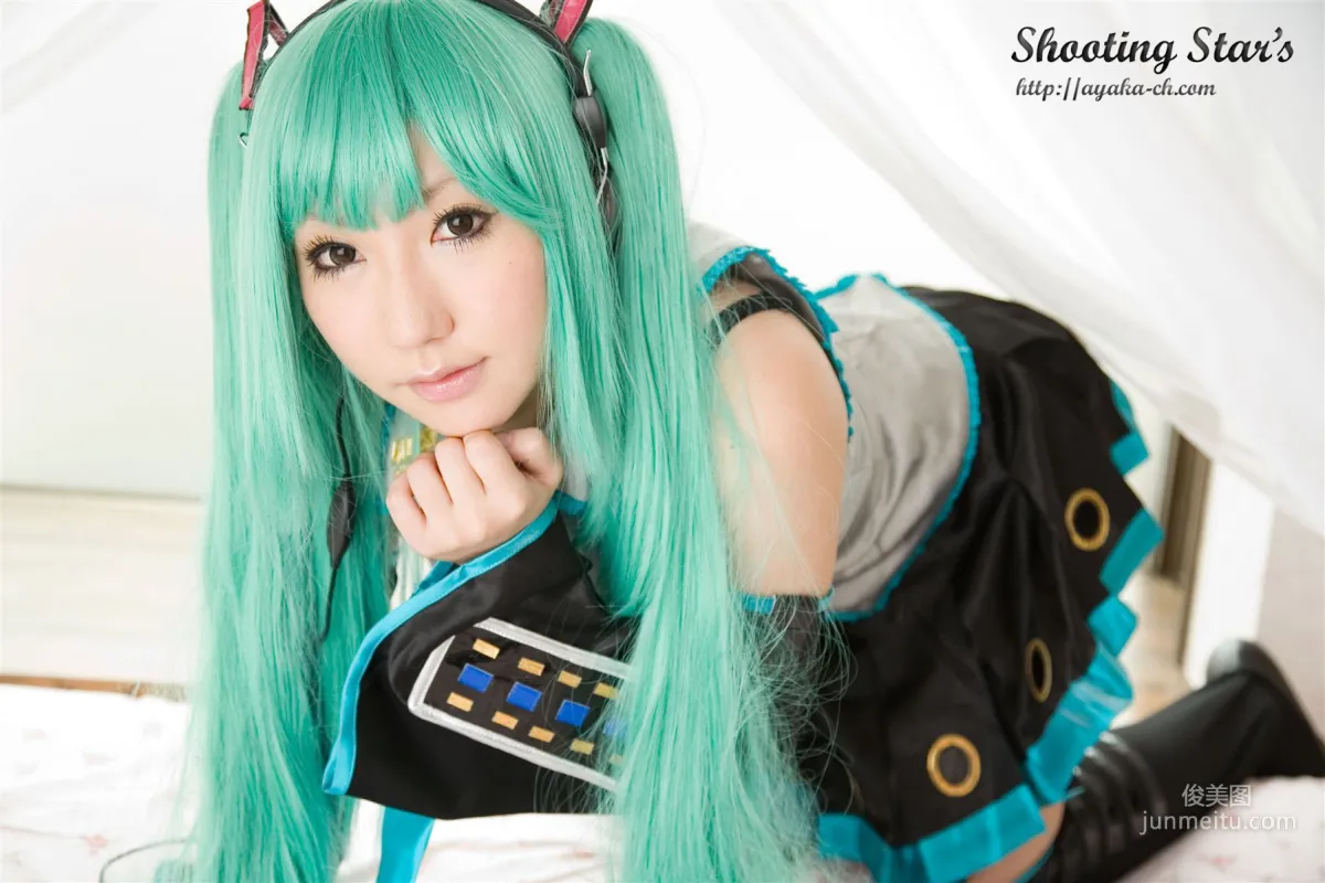 サク (绫香 Saku Ayaka) 《VOCALOID》Hatsune Miku [Shooting Star's] 寫真集 13