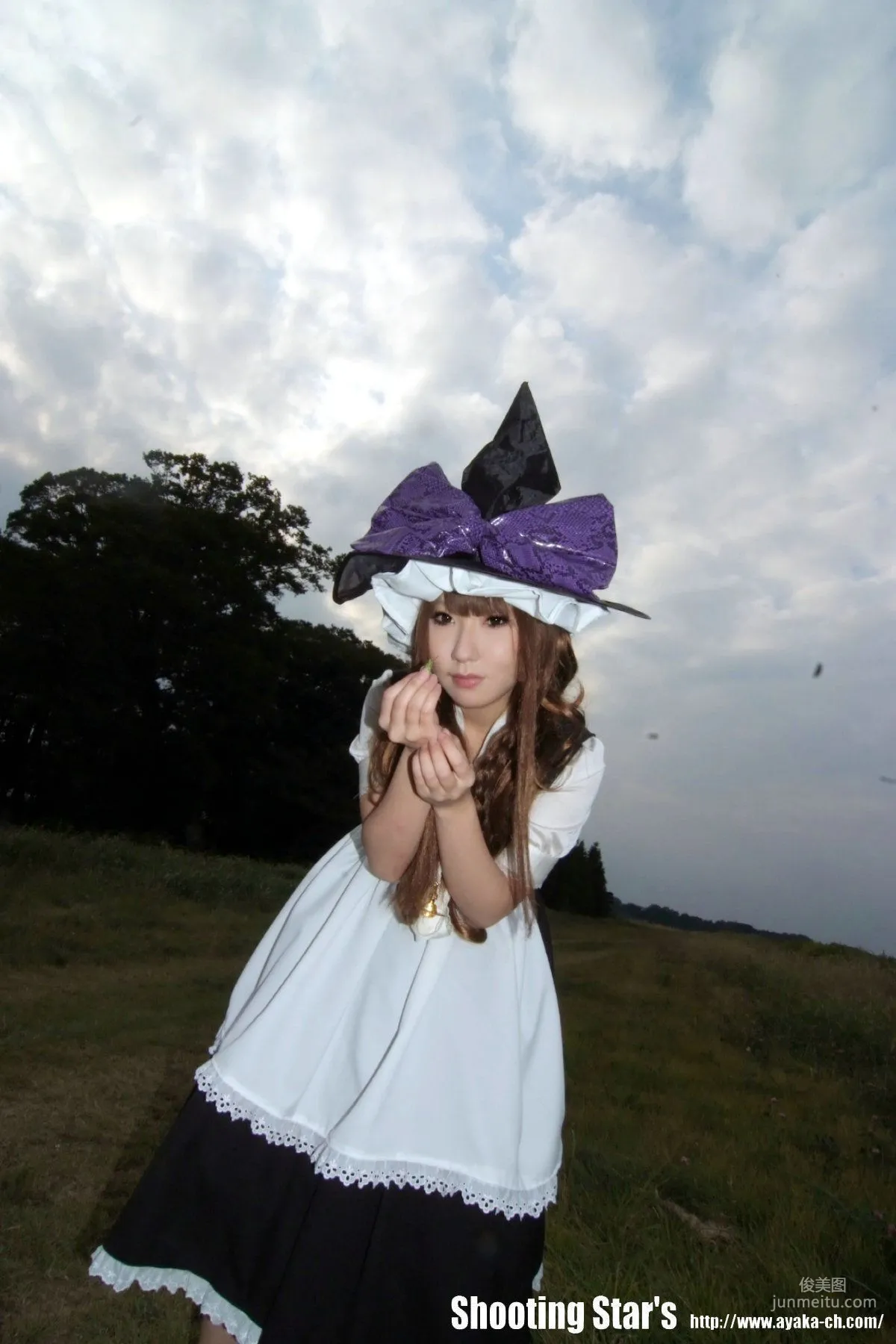 绫香 (Saku サク) 《Touhou Project》Hakurei Reimu+Kirisame Marisa [Shooting Star's] 寫真集 70
