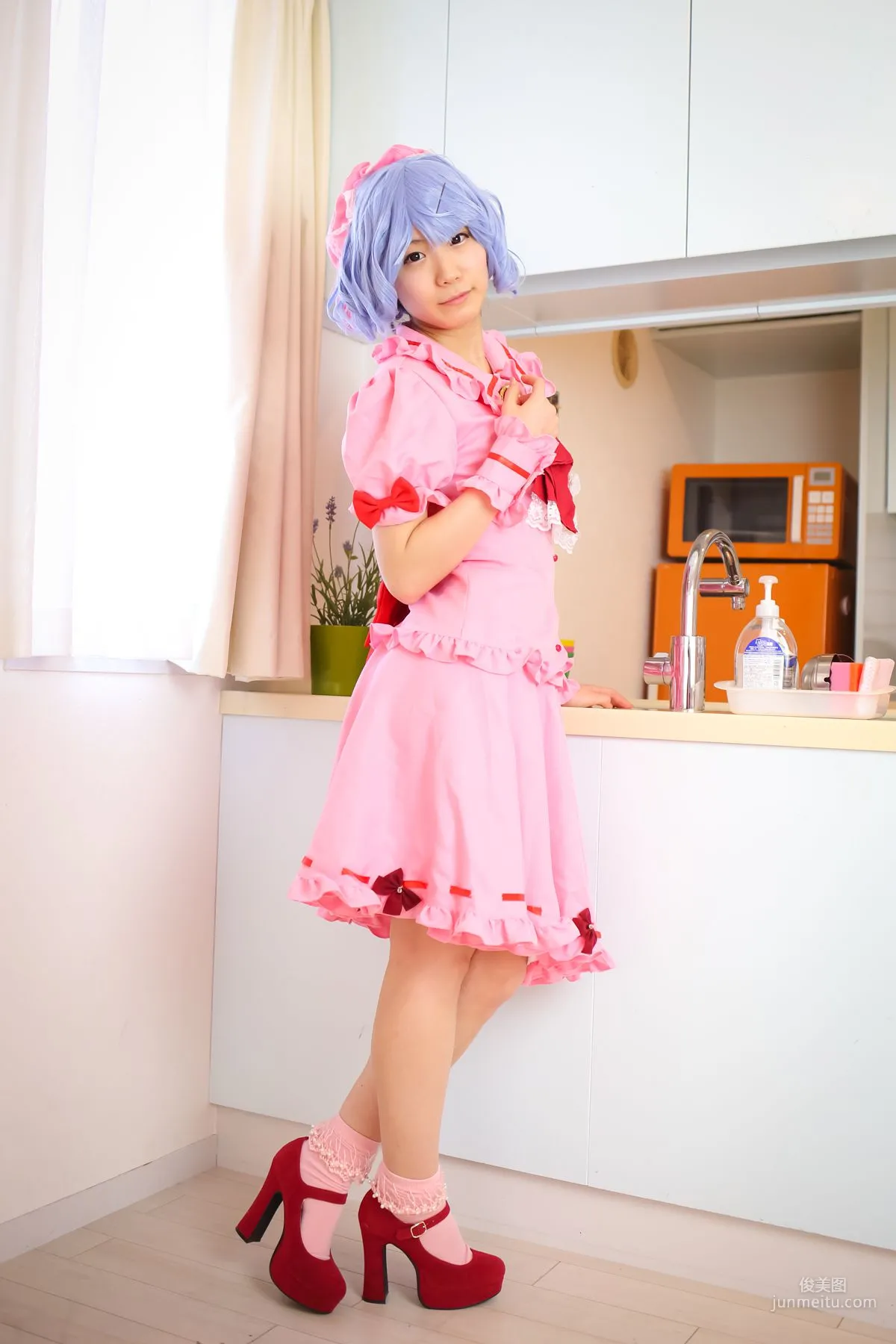 喜屋武裡奈 《東方Project》Remilia Scarlet [SEVEN DOLLS] 寫真集 16